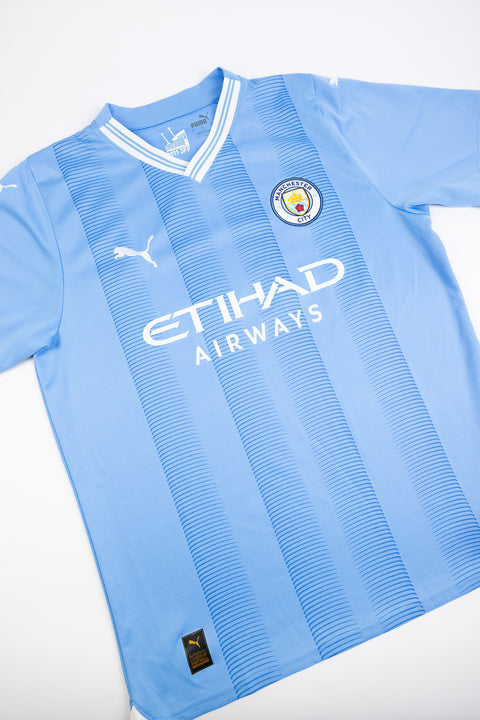 Manchester City 2023-24 football shirt made by Puma size Large