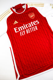 Arsenal FC 2023-24 Football Shirt Made by Adidas Size Small