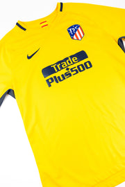 Atletico Madrid 2017-18 Football Shirt Made by Nike size XL