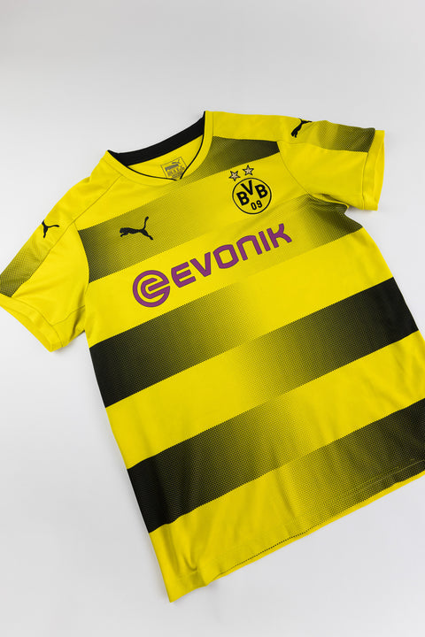 BVB Dortmund 2017-18 football shirt made by Puma size small