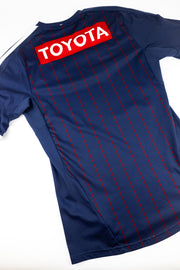 Chivas de Guadalajara 2011-12 Football Shirt made by Adidas  