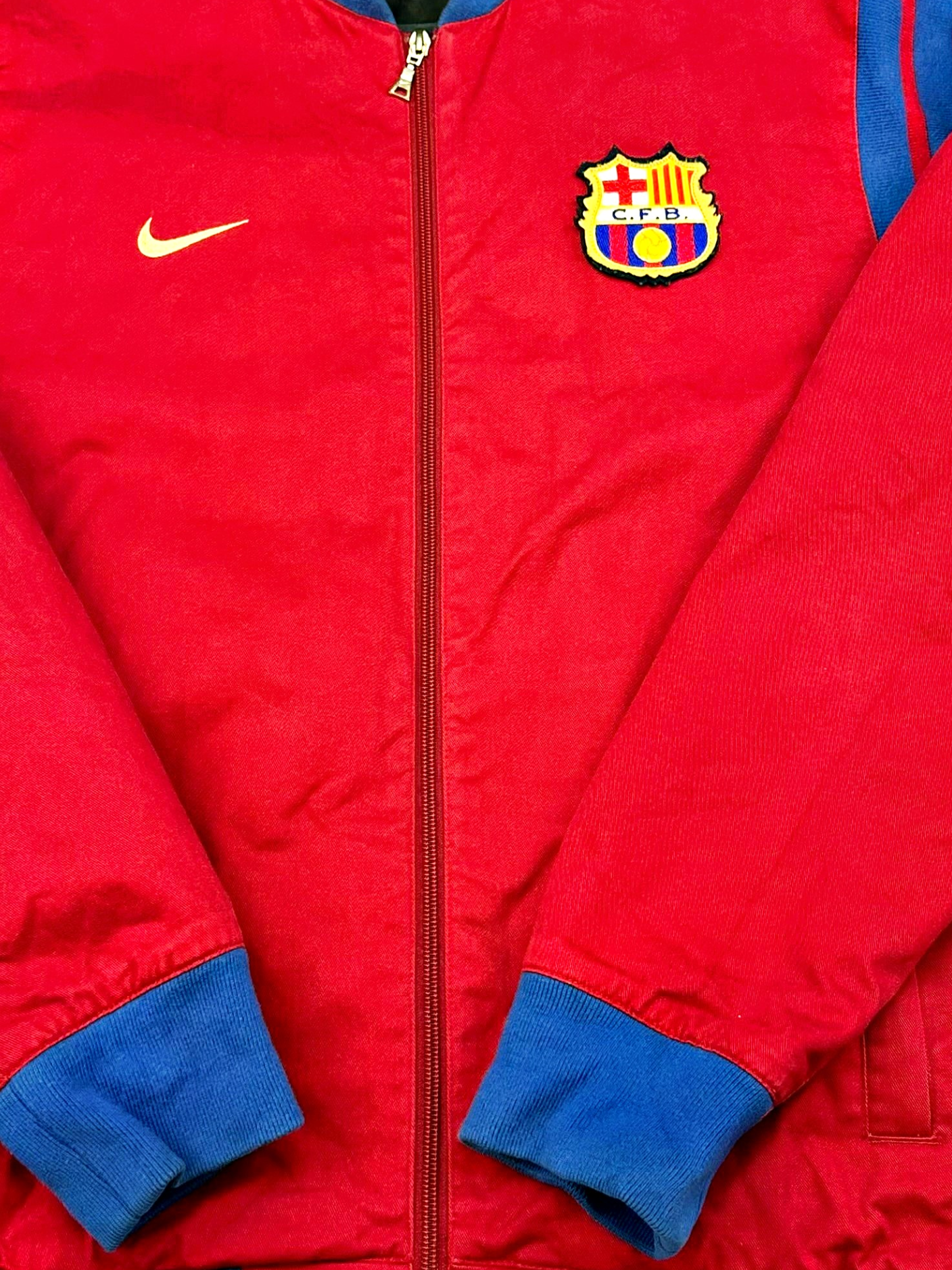 FC Barcelona 2007-08 Training Jacket made by Nike size Large.