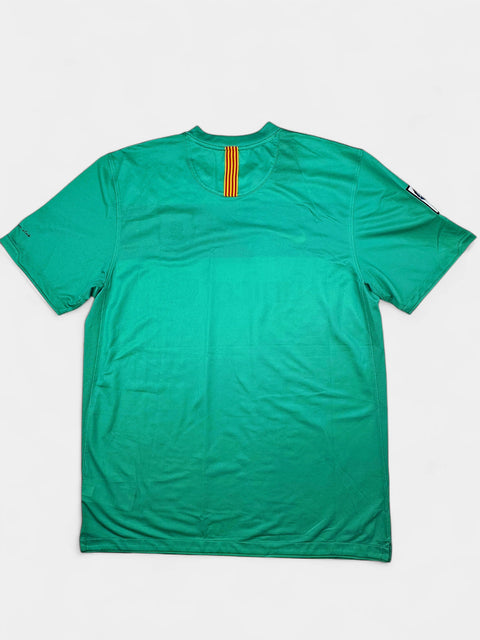 FC Barcelona 2010-11 Football Shirt made by Nike size large