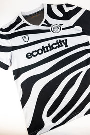 Forest Green Rovers 2020-21 Football Shirt Made by PlayerLayer Size Large