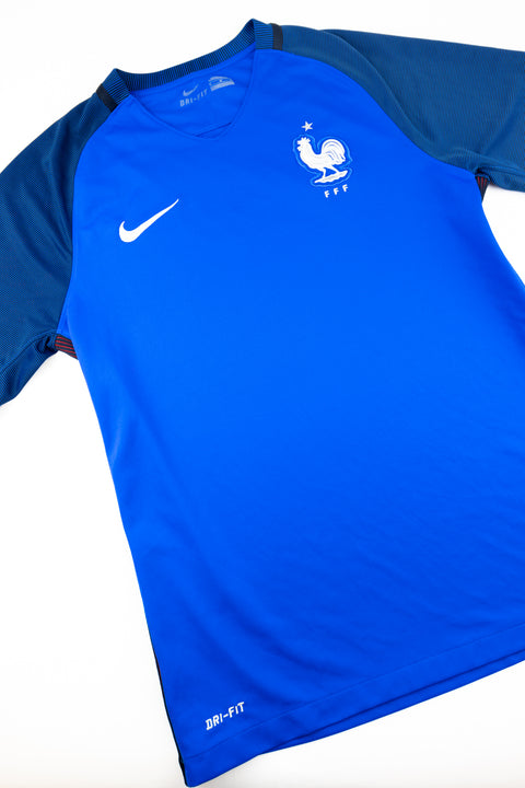 France 2016 Football Shirt Made by Nike Size Medium