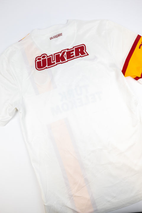 Galatasaray 2012-13 football shirt made by Nike size Small