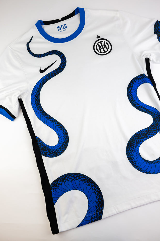 Inter Milan 2021-22 Football Shirt Made by Nike Size Small