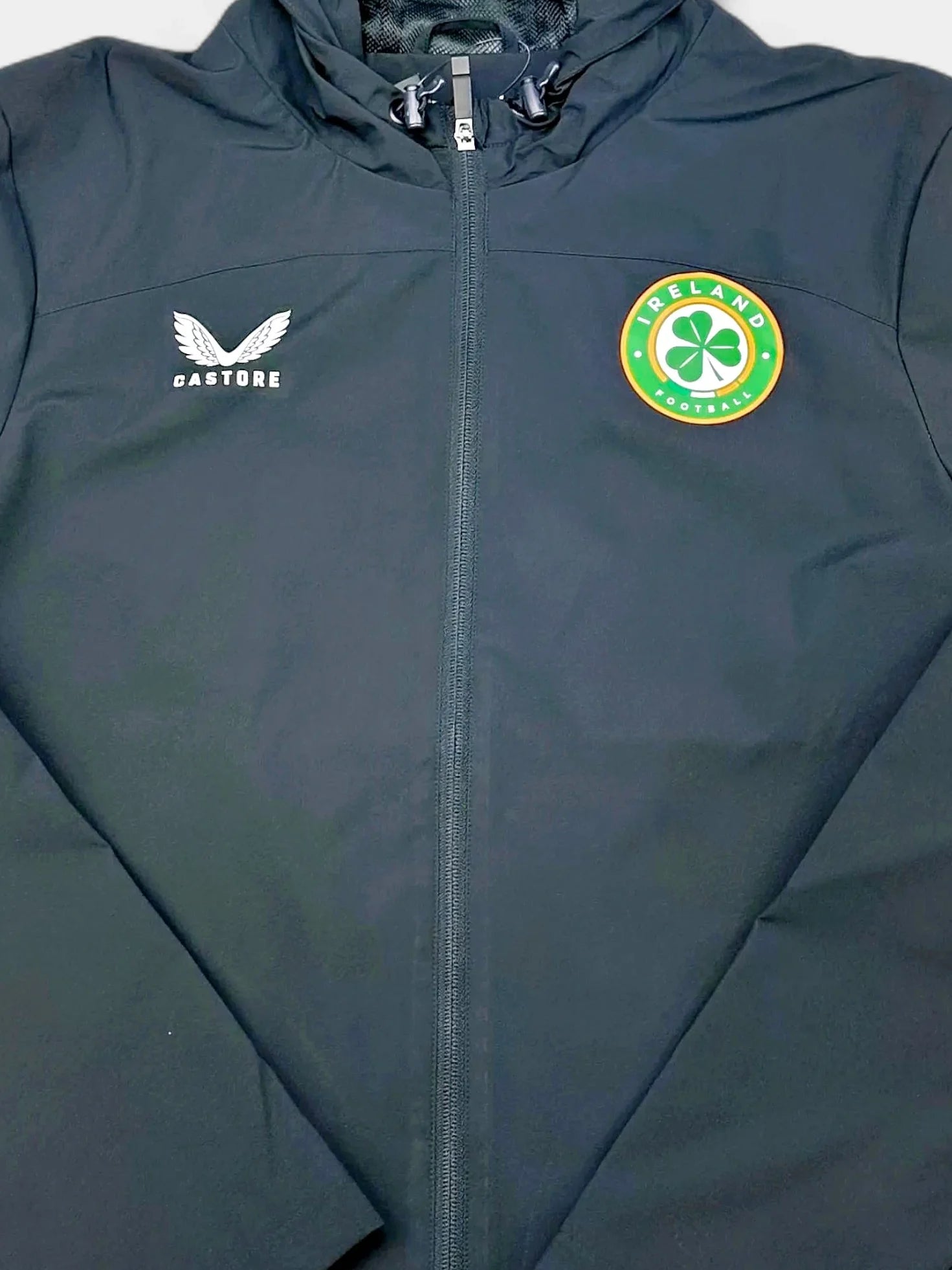 Ireland 2024-25 Windbreaker made by Castore size medium.