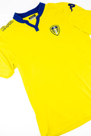 Leeds United 2015-16 Football Shirt Made by Kappa Size Large