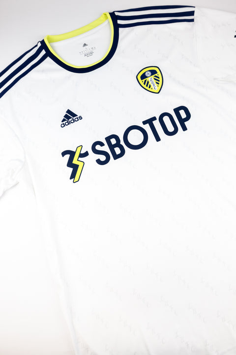 Leeds United 2022-23 Football Shirt Made by Adidas Size Large