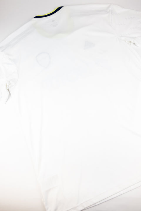 Leeds United 2022-23 Football Shirt Made by Adidas Size Large