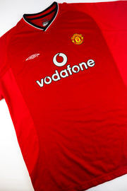 Manchester United 2000-02 Football Shirt made by Umbro size XL