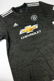Manchester United 2020-21 Football Shirt made by Adidas size XL
