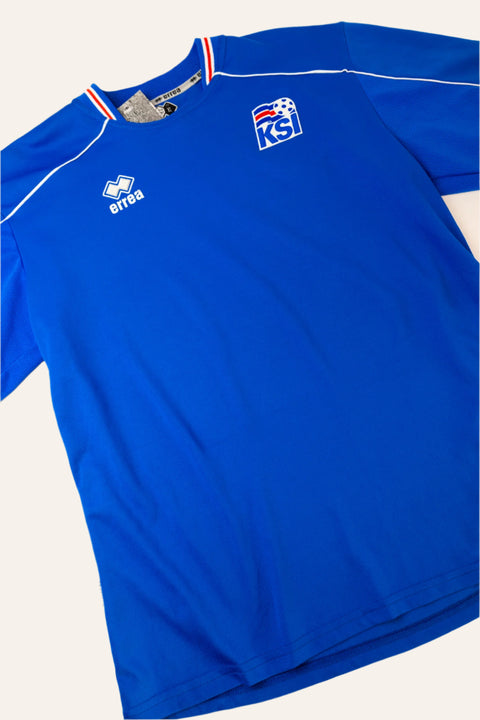 2008 Iceland football shirt made by Errea size XL