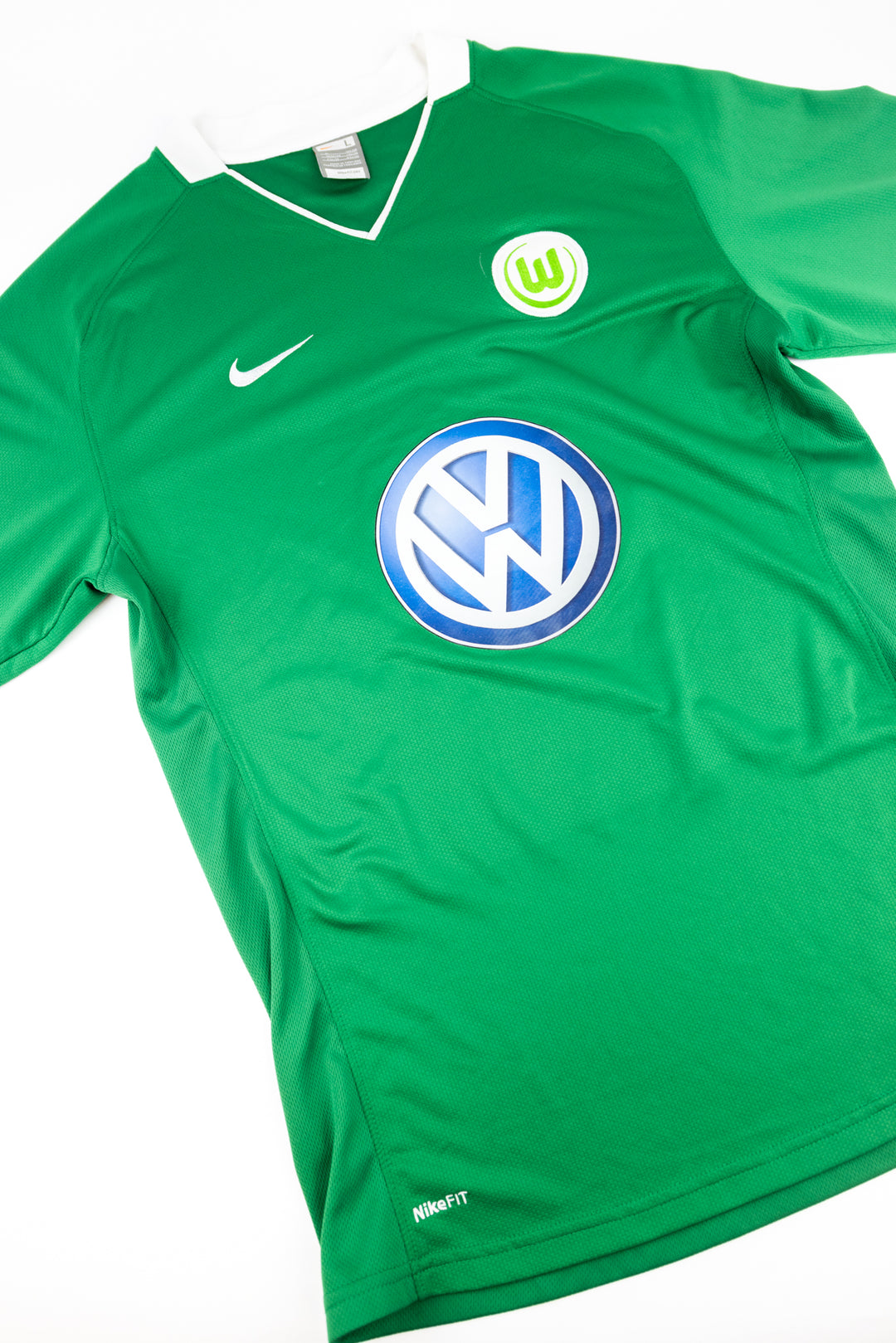 Edin Dzeko Wolfsburg Jersey Wolfsburg 2008-09 Football Shirt