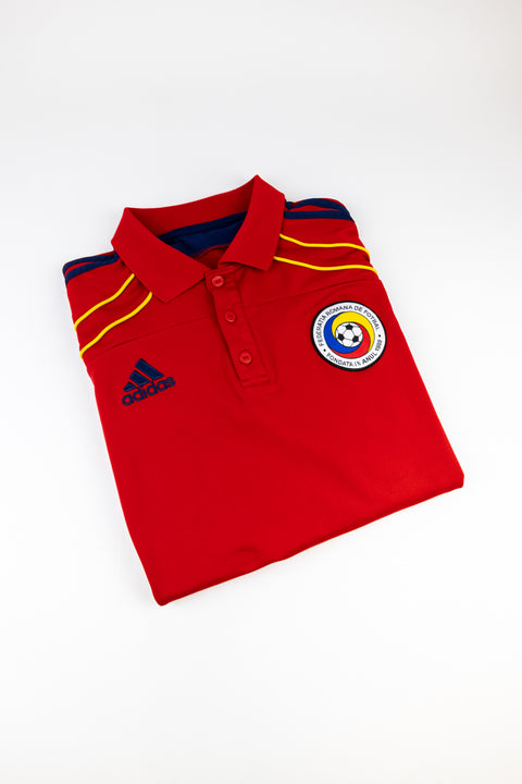 Romania 2010-11 Football Shirt made by Adidas size large