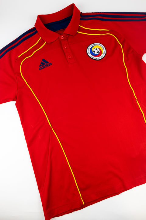 Romania 2010-11 Football Shirt made by Adidas size large.
