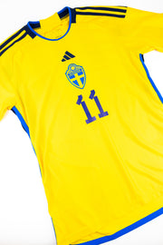 Sweden 2022-23 Football Shirt Made by Adidas Size Large