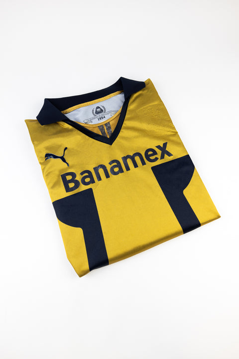 UNAM Pumas 2013-14 Football Shirt made by Puma size Medium