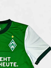 Werder Bremen 2009-10 Football Shirt made by Nike size Medium